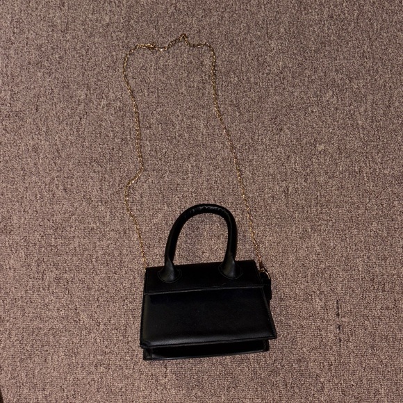 SHEIN Black Mini Bag with Gold Chain - Picture 1 of 1